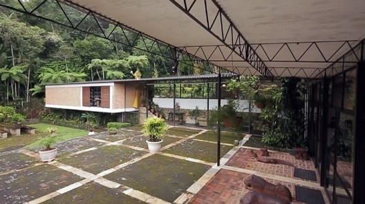 Residência Lota Macedo Soares. Petrópolis, 1951. Arquiteto Sérgio Bernardes