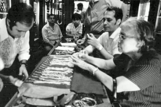 Imagens do souk tradicional árabe antes da guerra civil, instalado na região do downtown