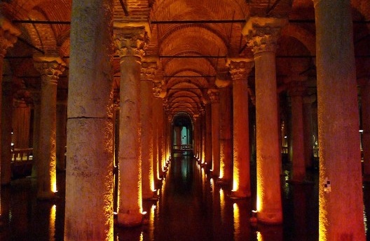 Cisterna. Istambul, 2012