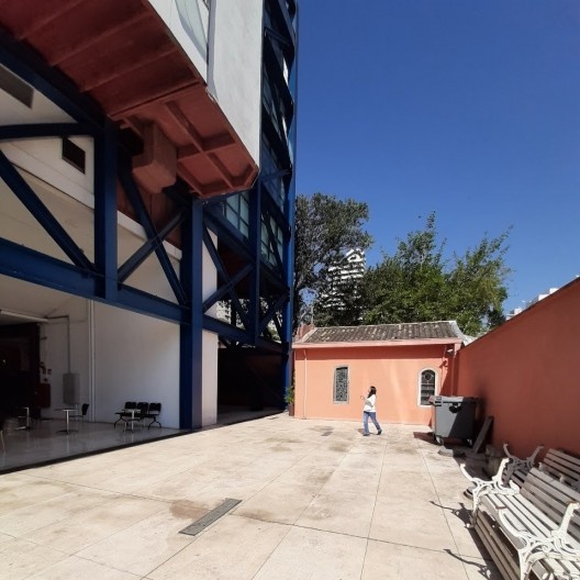 Capela São Judas Tadeu e Edifício da Unidade 6