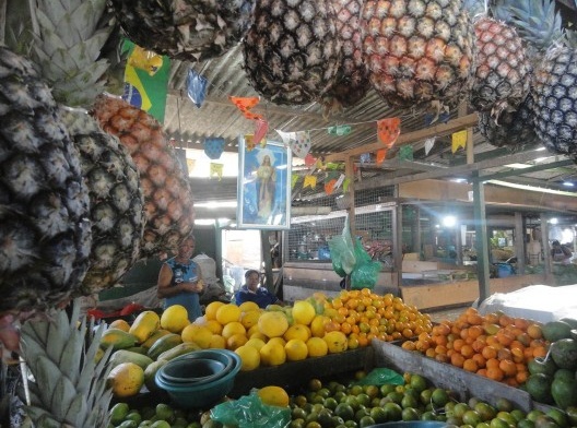 Feira de frutas na região da Levada, Maceió AL