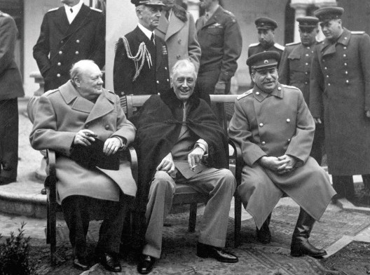 Winston Churchill, Franklin Roosevelt e Josep Stalin