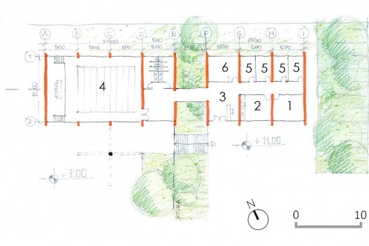 Proposta bairro urbano + produção agrícola, plantada cooperativa agrícola, segundo pavimento. 1)administração, 2)cozinha, 3)recepção, 4)auditório e 5)salas individuais. Roney Pessoa, FAU PUC-Campinas