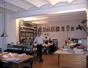 Pedro Moreira em seu estúdio em Berlim