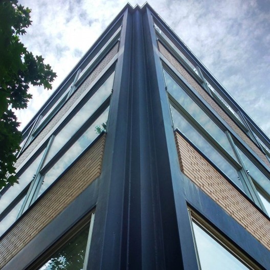 Mies van der Rohe, Wishnick Hall (1946), detalhe. Illinois Institute of Technology