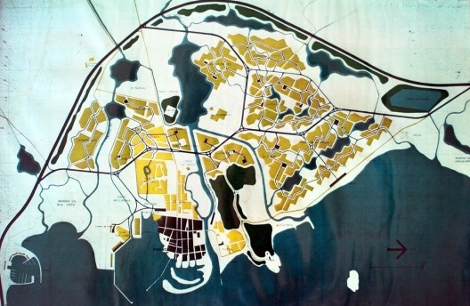 Projeto urbanístico do arquiteto Frédéric de Limburg Stirum para Paraty, 1972