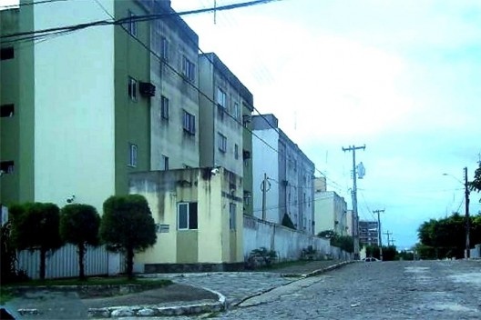 Condomínio Residencial Paulo Miranda no bairro dos Bancários – exemplo de conjunto residencial popular com edificações verticais multifamiliares