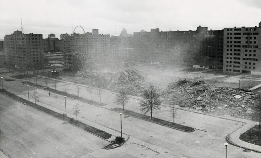 Pruitt-Igoe, St. Louis, Missouri, abril de 1972