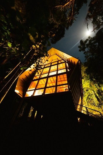 Monkey House, Paraty RJ Brasil, 2020. Arquiteto Marko Brajovic / Atelier Marko Brajovic