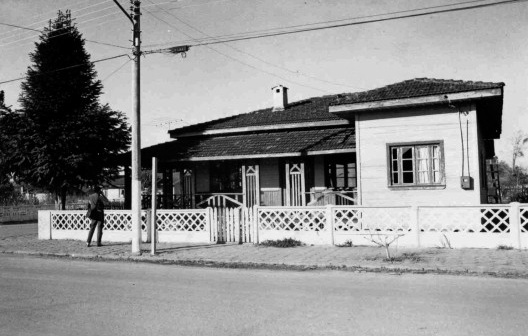 Casa na Rua Paranaguá, em Três Barras SC. Construída com tábuas horizontais