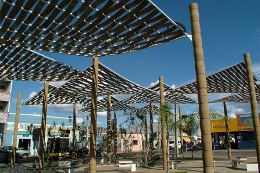 Praça Turca, Juazeiro BA. Arquiteta Naia Alban, 2005