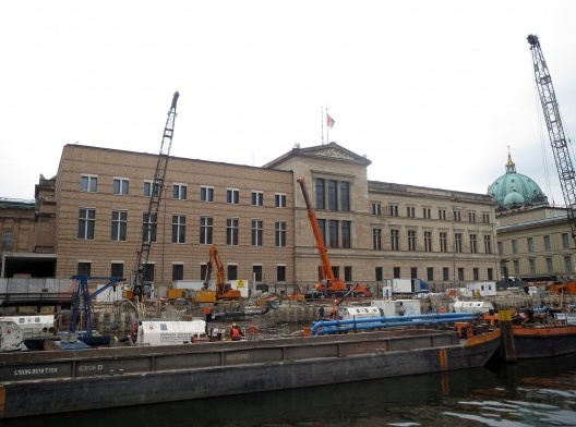 O conceito de Chipperfield para o Neues Museum Berlin. O restabelecimento da unidade de potencial arquitetônica do edifício
