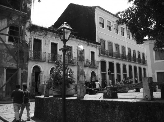 Esquina na Rua 28 de Julho