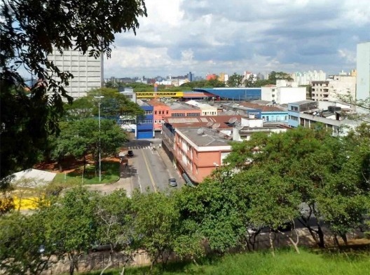 Vista parcial do alto da colina histórica, onde está o Pateo, fev. 2013