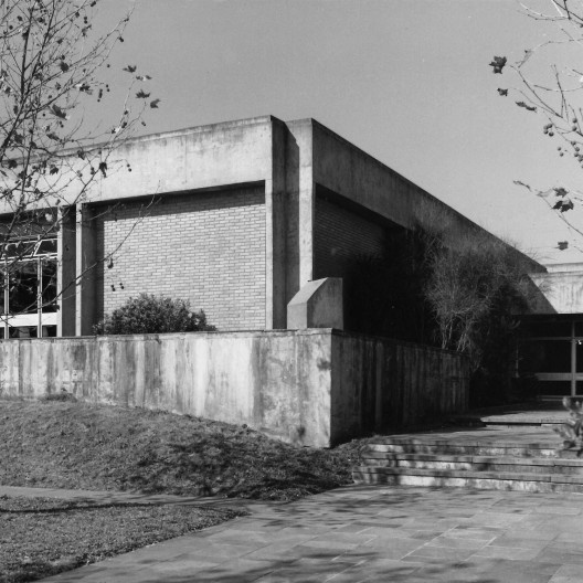 Vista da esquina do CMC, Edgar Sirangelo do Valle, Sergio Luiz Matte & Armando Gonzalez