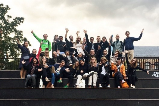 Grupo de alunos ao final de uma das aulas de Urban Safari