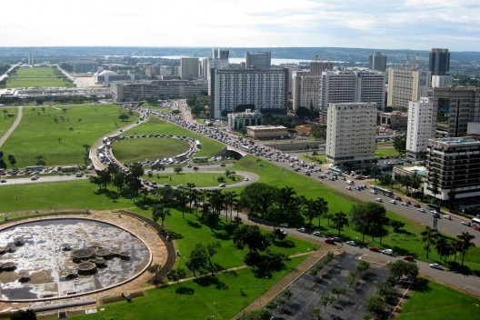 Eixo Monumental, Brasília