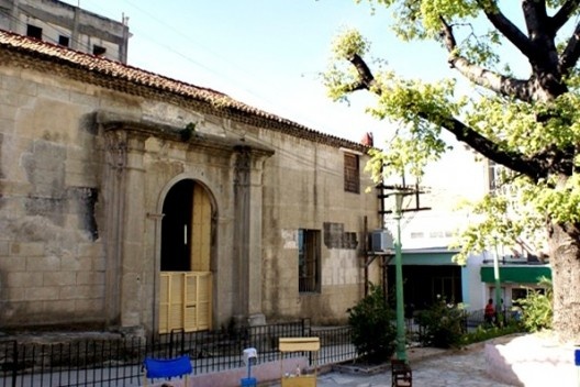 Fachada lateral de la Iglesia Nuestra Señora del Carmen