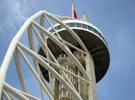 Arte pública e arquitetura: Torre Vasco da Gama