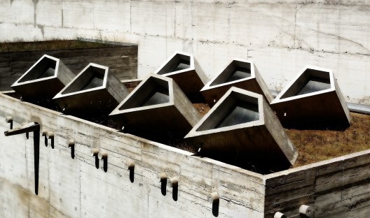 Convento de La Tourette, Éveux, 1957, arquiteto Le Corbusier