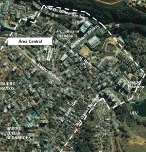 Foto aérea da área central de Viçosa-MG, com a localização da entrada do Campus da UFV. 2003