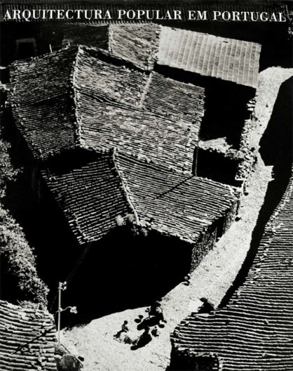 Arquitectura Popular em Portugal, 4ª edição (2 volumes), 2004. Republicação da 1ª edição do Sindicato Nacional dos Arquitetos em 1961
