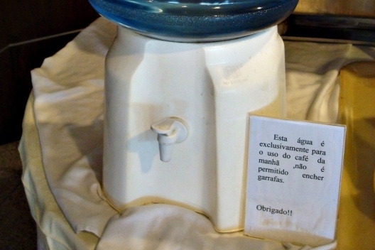 Bebedouro exclusivo, em hotel de Fortaleza