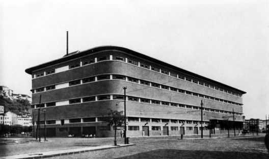 Instituto do Cacau, fachadas posterior e lateral