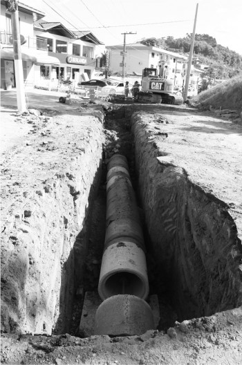 Implantação de sistema de drenagem urbana, Luiz Alves SC, 2020