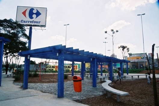 Parque do Carrefour. Detalhe do pergolado