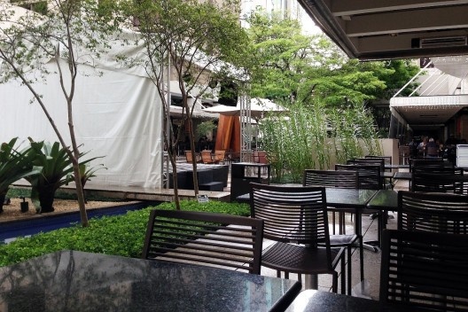 Brascan Century Plaza, térreo