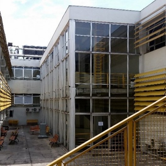 Pátio Interno do AME Várzea do Carmo