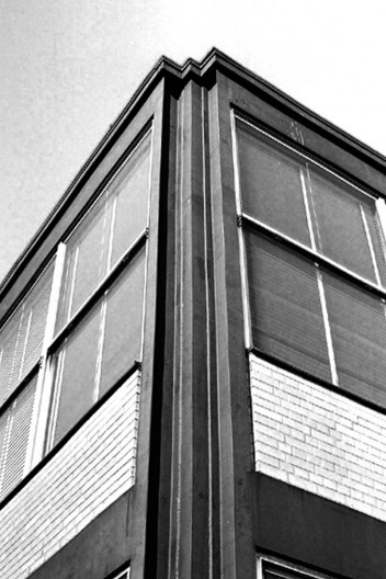 Vista da esquina do Alumni Memorial Hall, IIT, Chicago, Mies van der Rohe