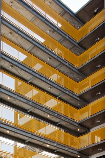 Residencial Corruíras, circulação horizontal. Marcos Boldarini, Lucas Nobre e Renato Bomfim