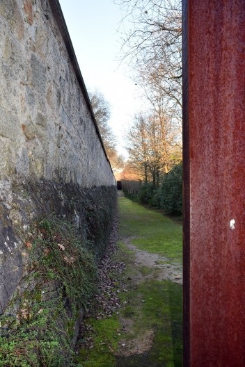 Fundação de Serralves – Museu de Arte Contemporânea, Walking is Measuring, obra de Richard Serra