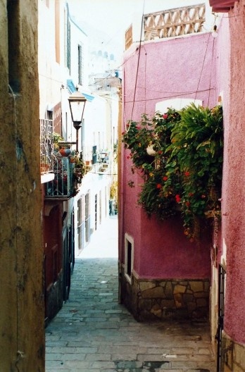 Guanajuato, beco com casario tradicional, 2001