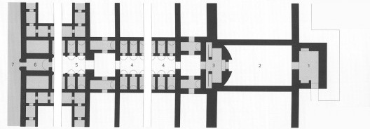 Cidade Redonda de Bagdá, 762 e 766, recorte parcial da planta e suas sucessivas muralhas que delimitavam os bairros ao longo das quatro vias de penetração. Construtor Abu Jafar al-Mansur