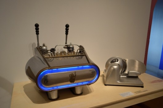 Museu da Casa Brasileira, exposição “Design aerodinâmico – Metáfora do futuro”. Curadoria Adélia Borges e Patrícia Fonseca. São Paulo, 21 de abril a 03 de junho de 2018