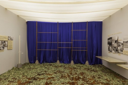 Exposição “Maneiras de expor”, curadoria de Giancarlo Latorraca, Museu da Casa Brasileira