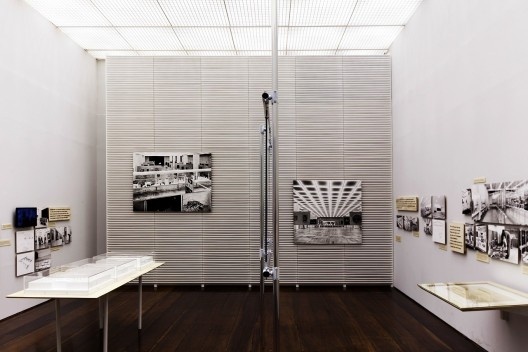 Exposição “Maneiras de expor”, curadoria de Giancarlo Latorraca, Museu da Casa Brasileira