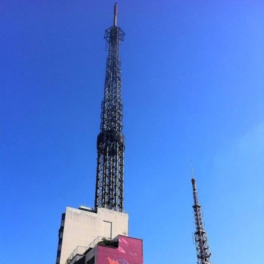 Torres no espigão das Avenidas Paulista e Doutor Arnaldo, São Paulo