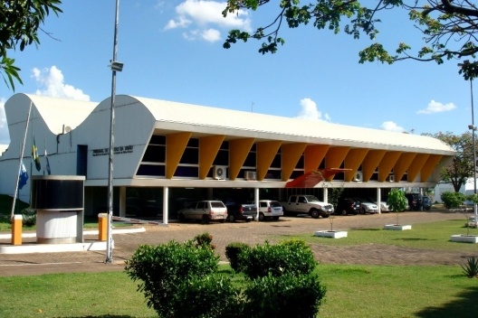 Tribunal de Contas da União, Cuiabá, 1997. Arq. João Filgueiras Lima