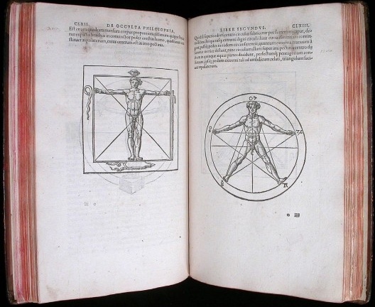 Henrici Cornelii Agrippæ ab Nettesheim […] De occulta philosophia libri tres, s.l. [sed fort. Coloniæ], s.T. [sed Johann Soter], s.d. [sed in coloph. MDXXXIII], II XXVII: Homo ad quadratum (p. clxii) e Homo ad circulum (p. CLXIII)