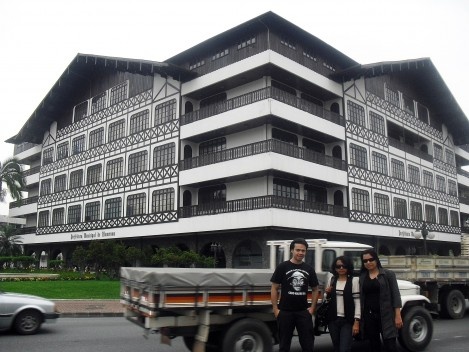 Apresentação parcial das fachadas da prefeitura de Blumenau, Vale do Itajaí, Blumenau SC