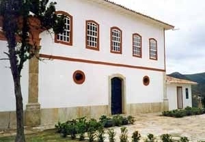 Artes e ofícios. A cantaria mineira