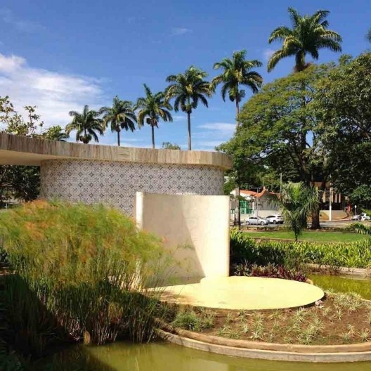 Casa do Baile, pequeno palco exterior, Pampulha, Belo Horizonte