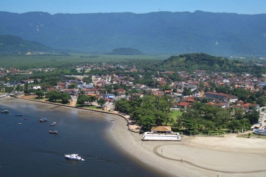 Bertioga e a Serra do Mar