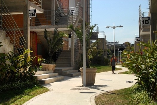 PAC Urbanização de favelas, Morro do Alemão, Rio de Janeiro. Arquiteto Jorge Mario Jauregi