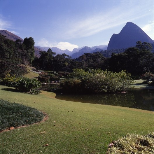 Jardins de Odette Monteiro, Correas, Petrópolis, hoje abandonados, paisagismo de Roberto Burle Marx e equipe