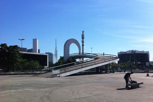 Passarela, Memorial da América Latina, São Paulo. Arquiteto Oscar Niemeyer